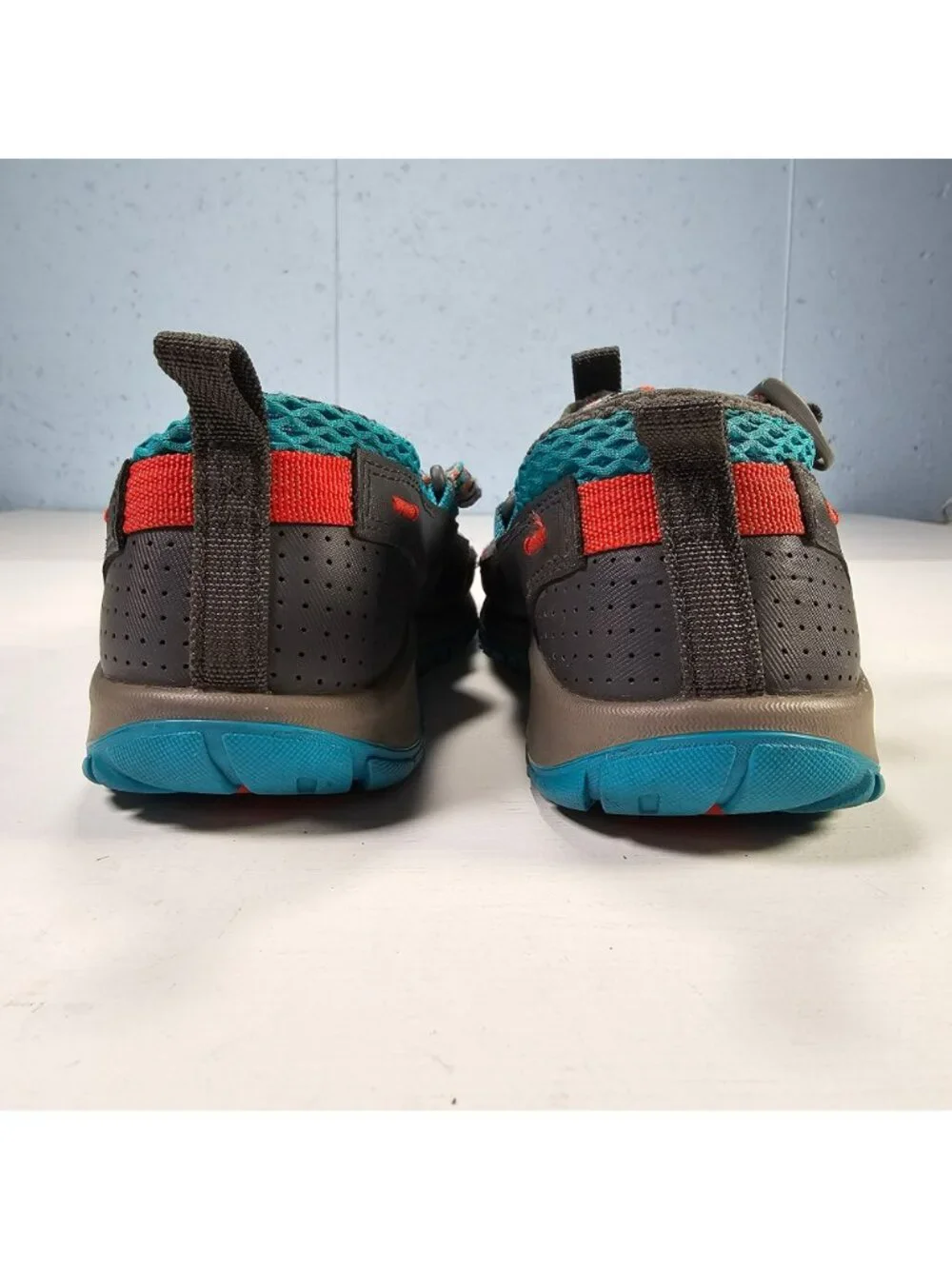Chaco Odyssey Water Shoes Kids Sandals Junior Size 6 Gray Teal Blue J180285